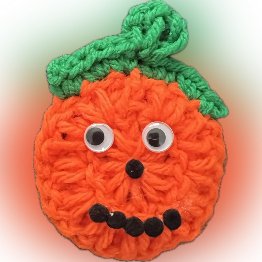 New Halloween Pumpkin Jack-O-Lantern Pin Claw Clasp Bookbag Keychain Charm 10 PC